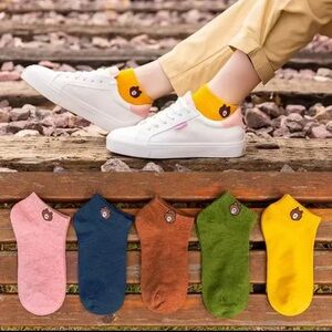 SOCKS🐻 10 Pairs Cute Bear Low-Cut Socks 
Breathable & Stylish Everyday Wear